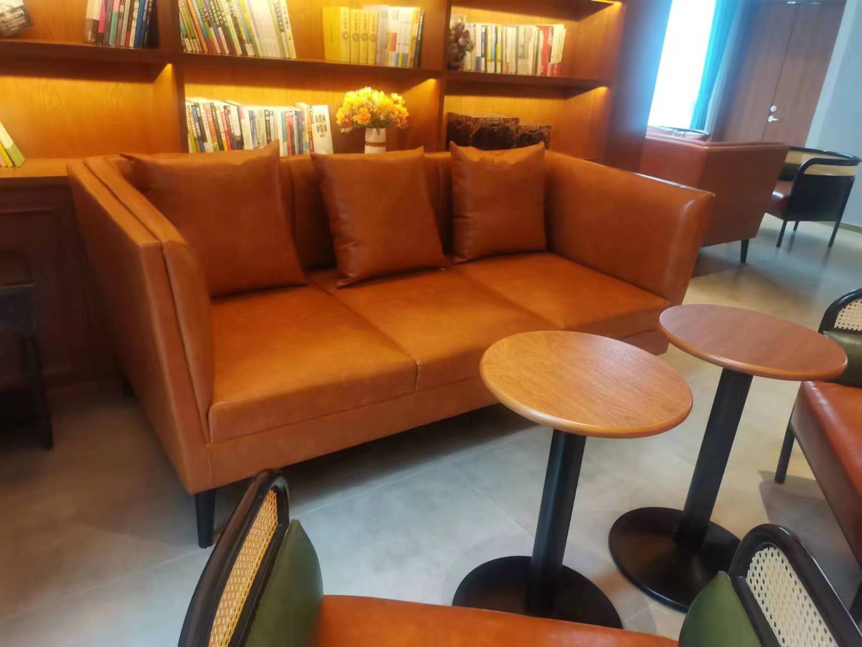 青岛宾馆酒店沙发翻新电话